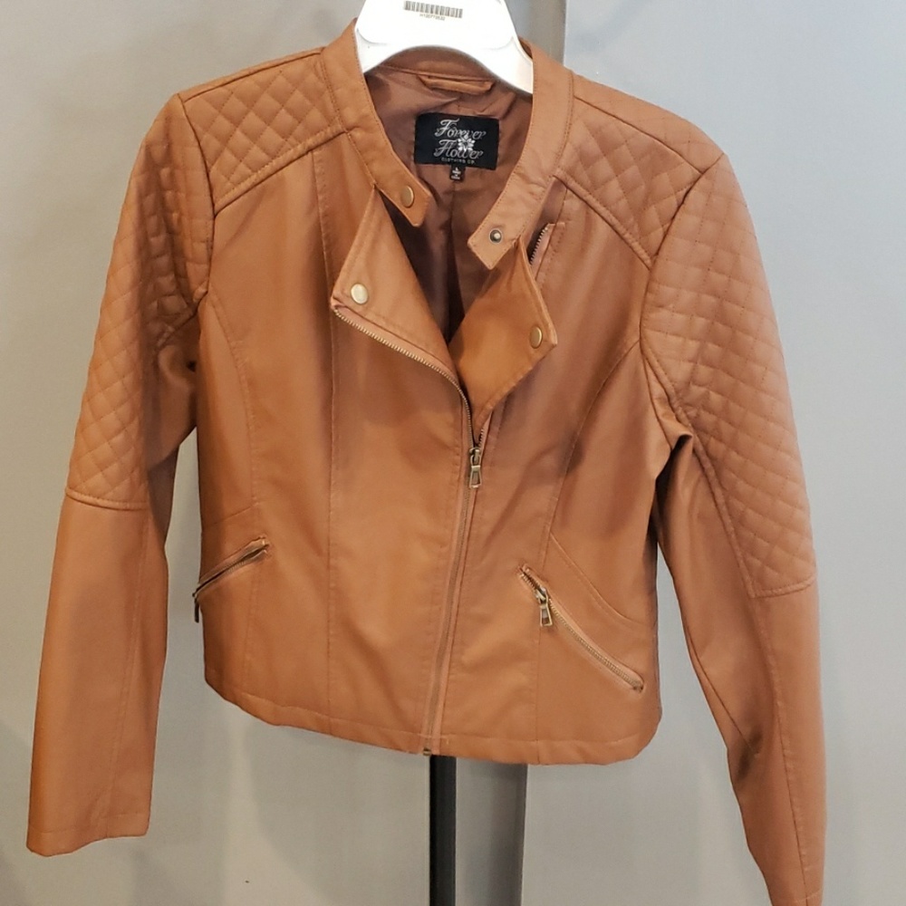 Womens Jacket, L. Camel. LIKE NEW!